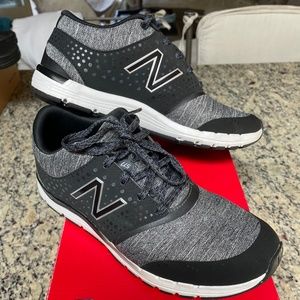 New Balance Black Grey Sneakers 9 577